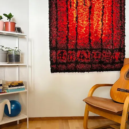 Entire Cozy House With Nature,sauna,patio,parking
