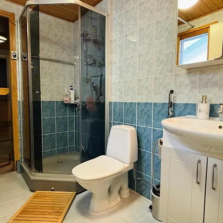 Entire Cozy House With Nature,sauna,patio,parking *